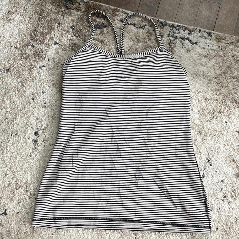 Lululemon Power Y tank